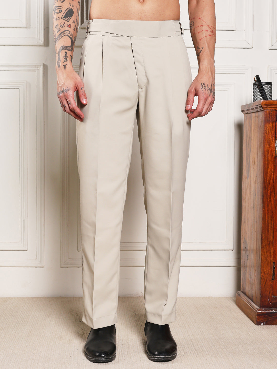 Loose Fit Classic Buckle Cream Beige Gurkha Pants