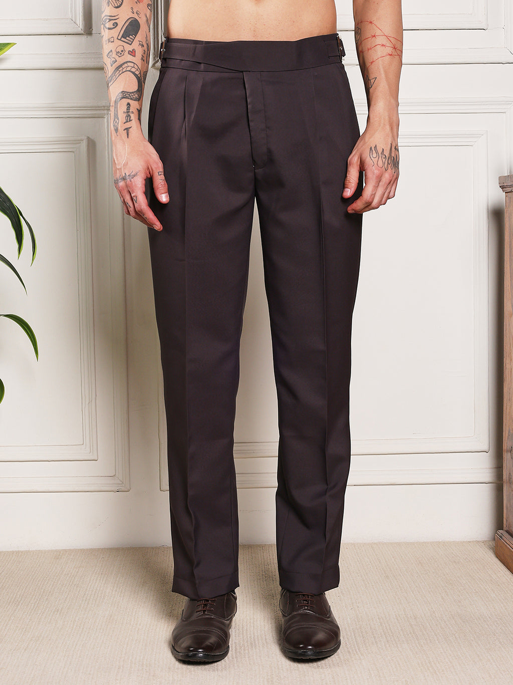 Loose Fit Classic Buckle Classic Mergenta Gurkha Pants