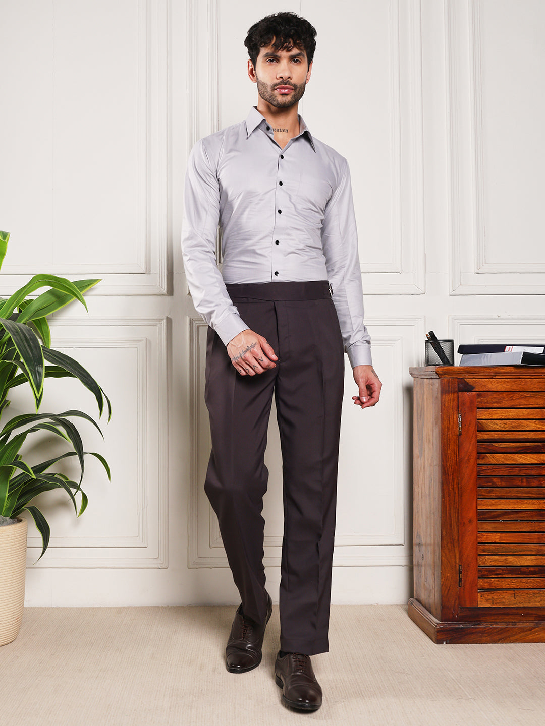 Loose Fit Classic Buckle Classic Mergenta Gurkha Pants