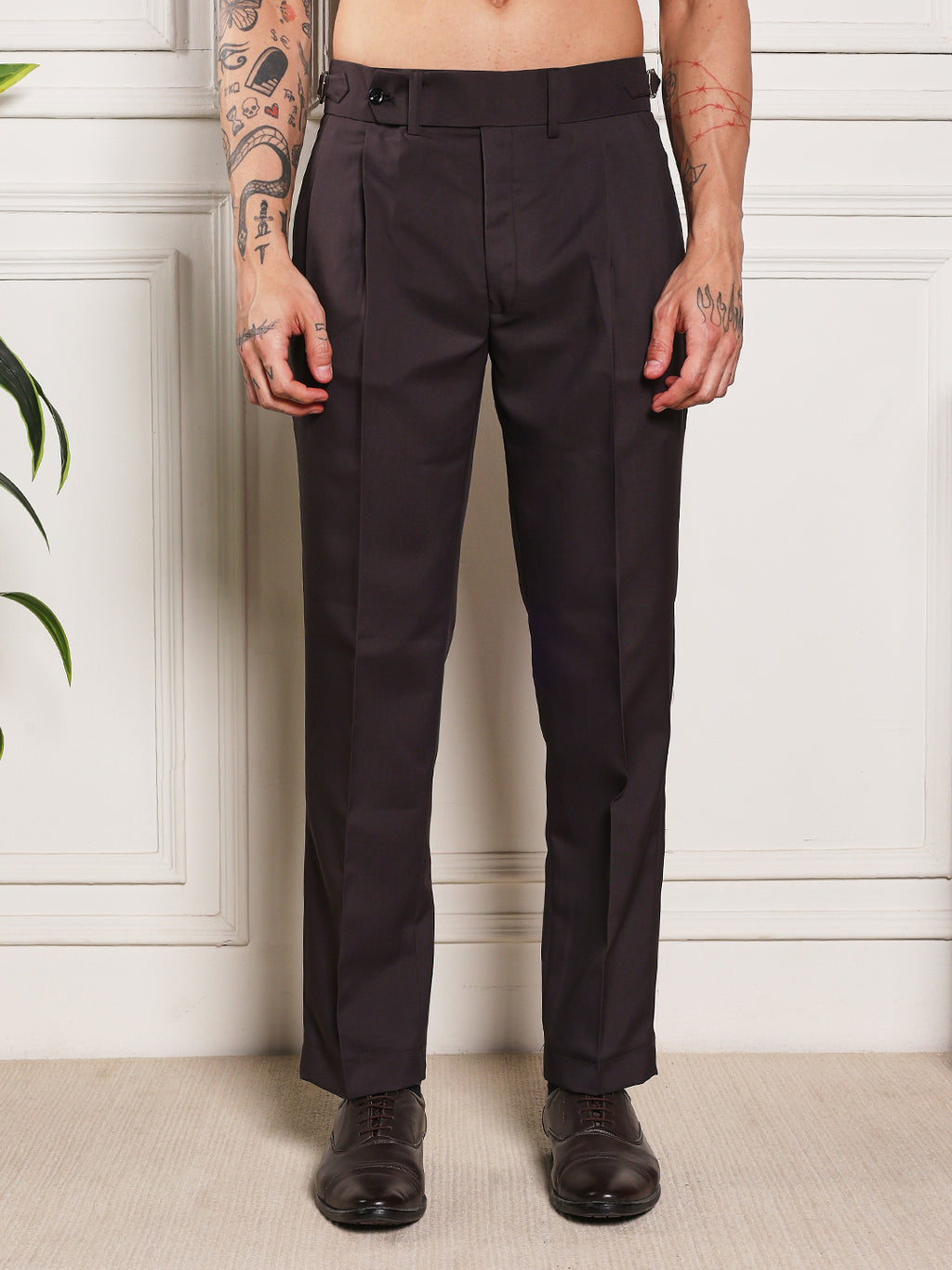 Loose Fit Signature Buckle Classic Mergenta Gurkha Pants