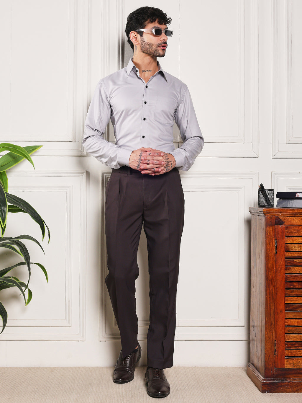 Loose Fit Signature Buckle Classic Mergenta Gurkha Pants