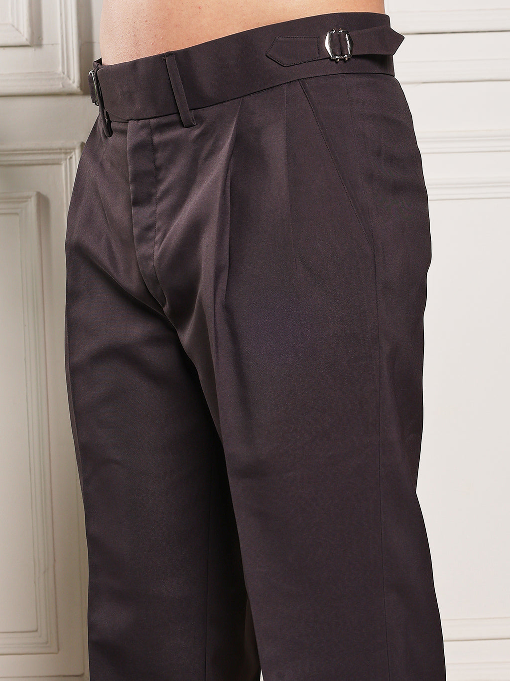 Loose Fit Single Buckle Classic Mergenta Gurkha Pants